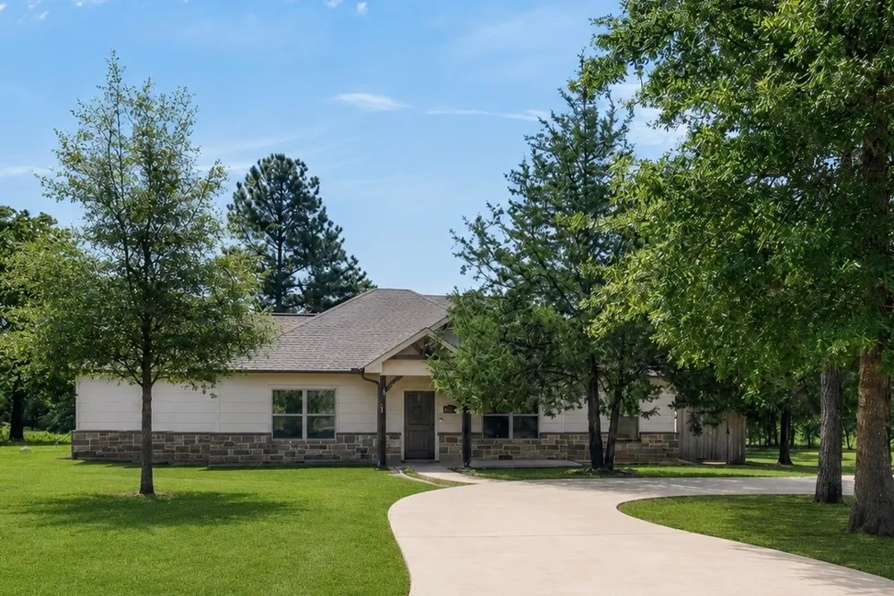 531 Vz County Road 2315 Canton, TX 75103