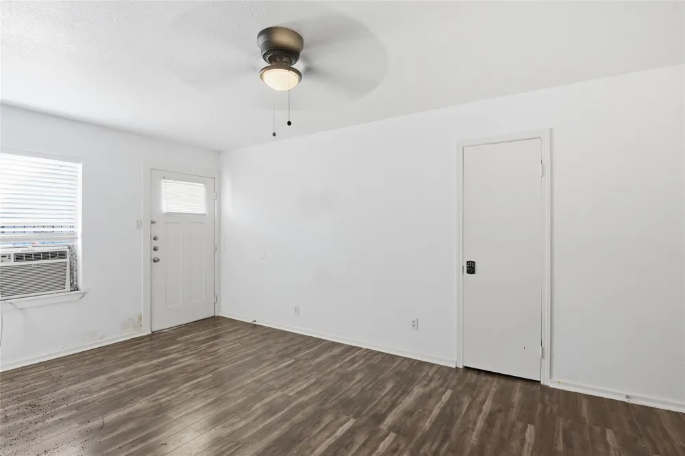 5010 Ennis S Street #2 Houston, TX 77004