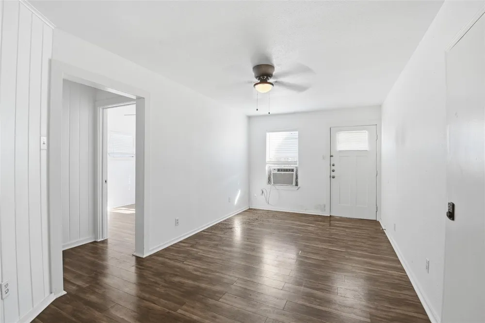 5010 Ennis S Street #2 Houston, TX 77004