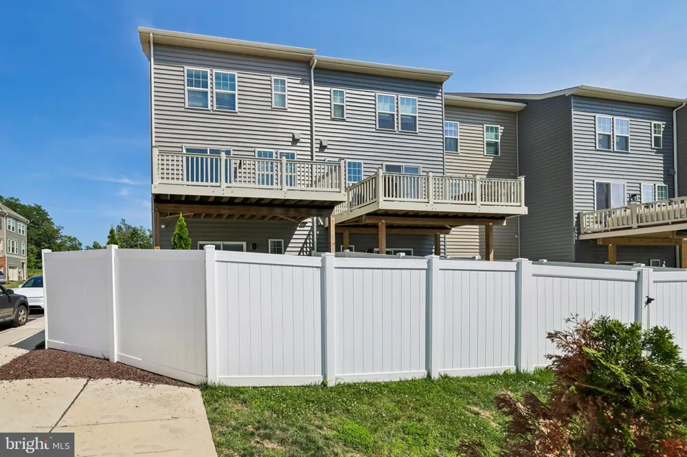 26401 SIR JAMIE TERRACE Damascus, MD 20872