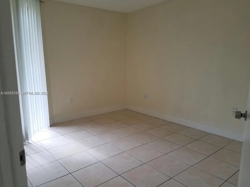 8255 SW 152nd Ave #E-101 Miami, FL 33193