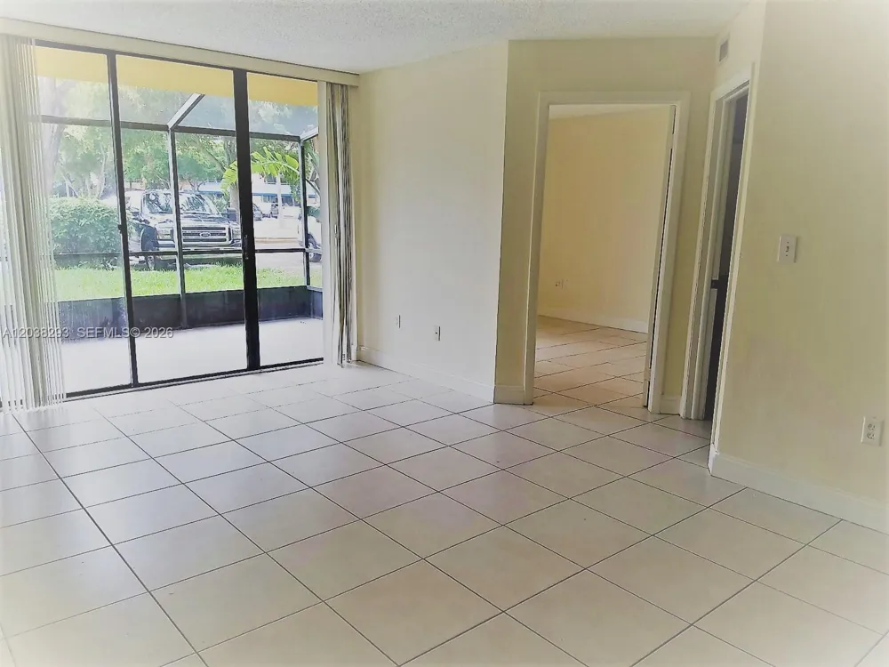 8255 SW 152nd Ave #E-101 Miami, FL 33193