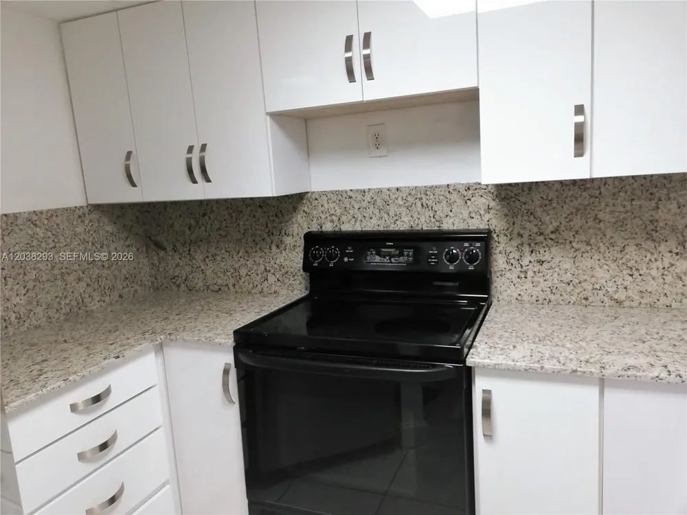 8255 SW 152nd Ave #E-101 Miami, FL 33193