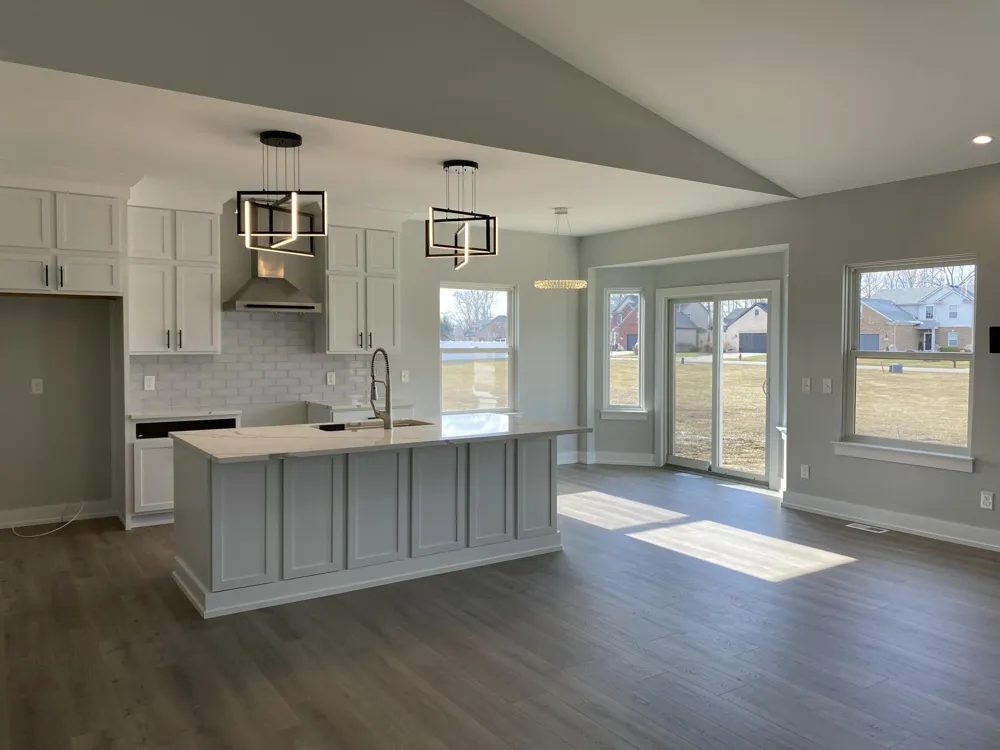 558 Falcon Drive Dundee, MI 48131
