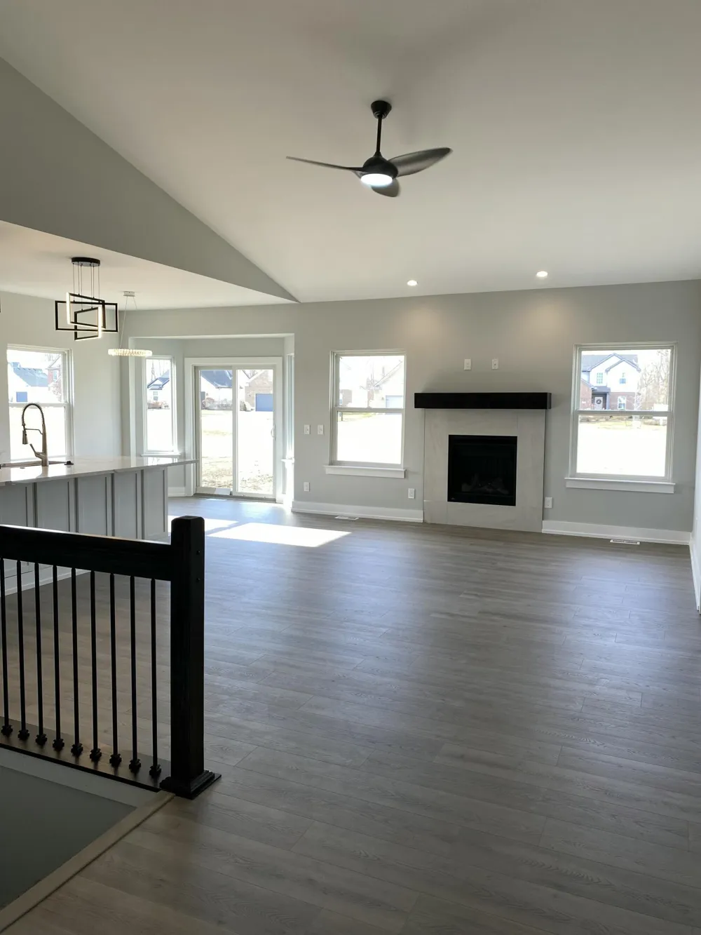 558 Falcon Drive Dundee, MI 48131