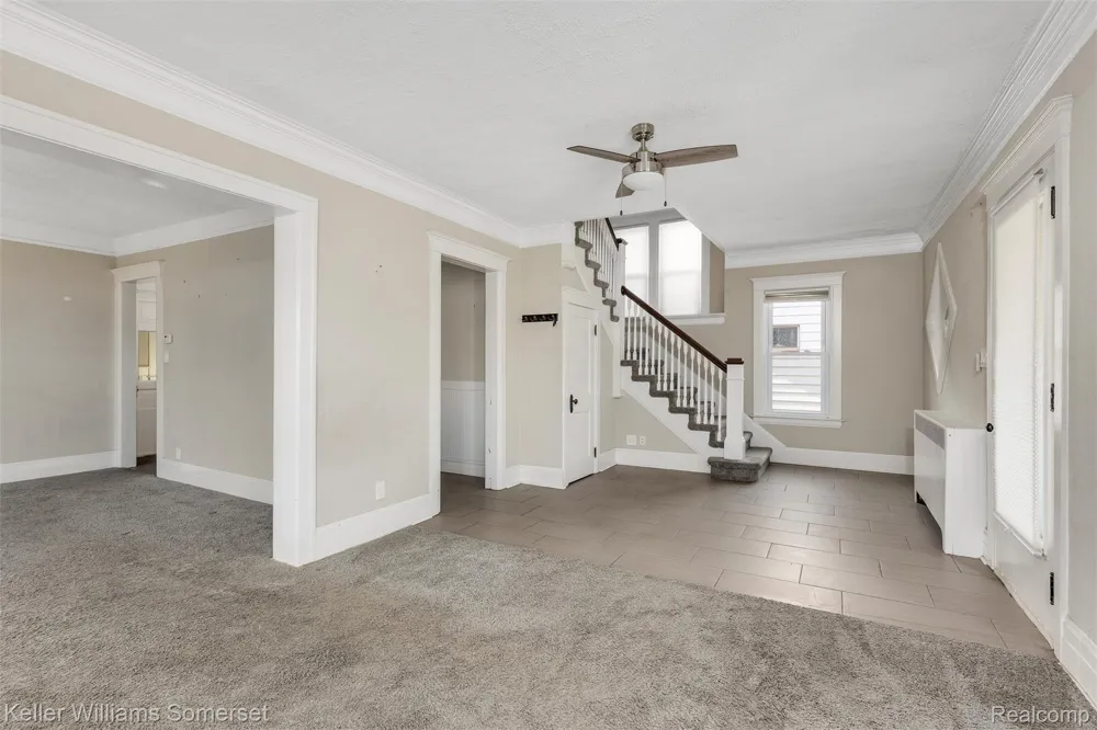 22816 Ridgeway Street St Clair Shores City, MI 48080
