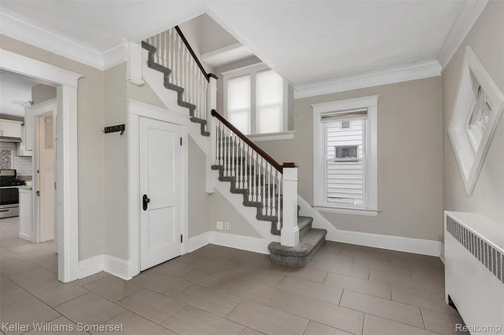 22816 Ridgeway Street St Clair Shores City, MI 48080