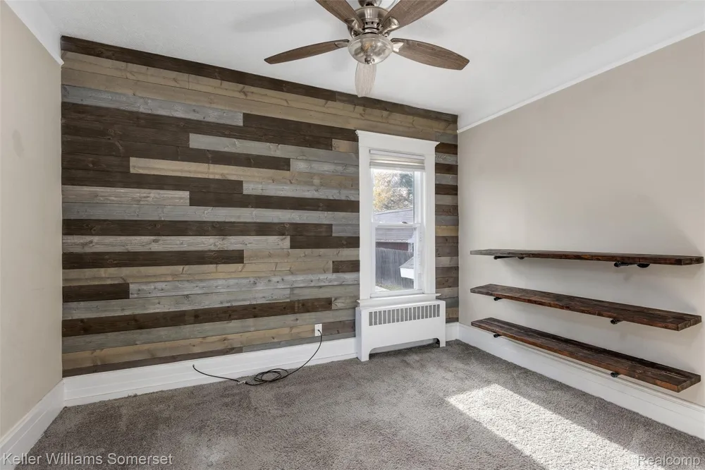 22816 Ridgeway Street St Clair Shores City, MI 48080