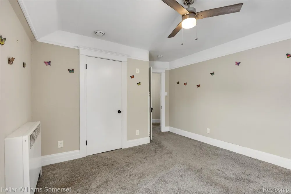 22816 Ridgeway Street St Clair Shores City, MI 48080