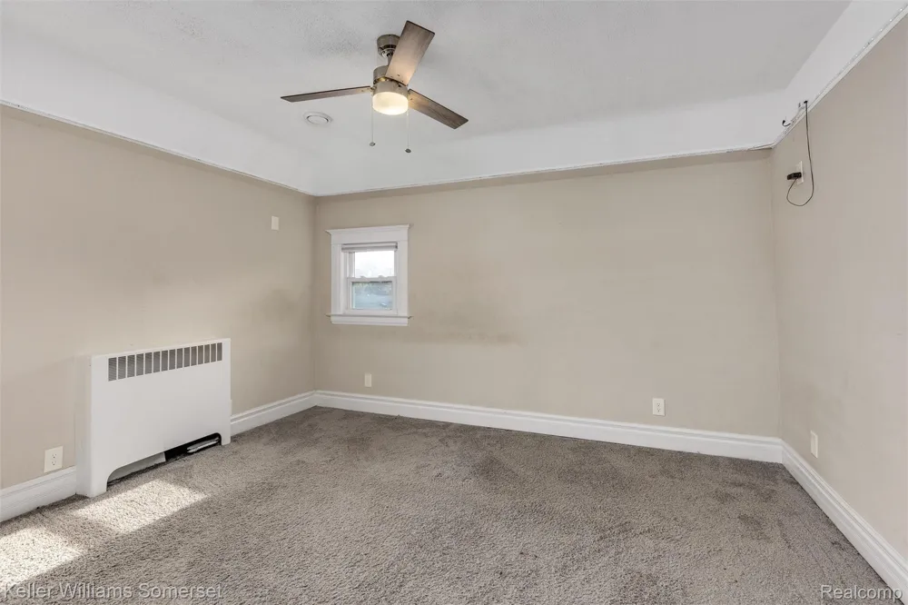 22816 Ridgeway Street St Clair Shores City, MI 48080