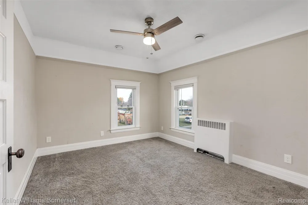 22816 Ridgeway Street St Clair Shores City, MI 48080