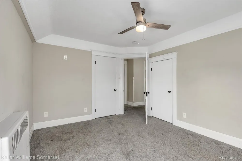 22816 Ridgeway Street St Clair Shores City, MI 48080