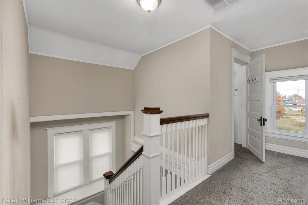 22816 Ridgeway Street St Clair Shores City, MI 48080
