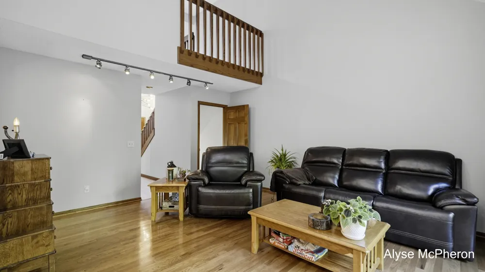 18121 Lovell Road Spring Lake Township, MI 49456
