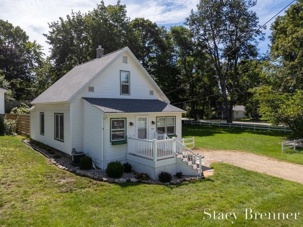 308 4th Street Allegan City, MI 49010