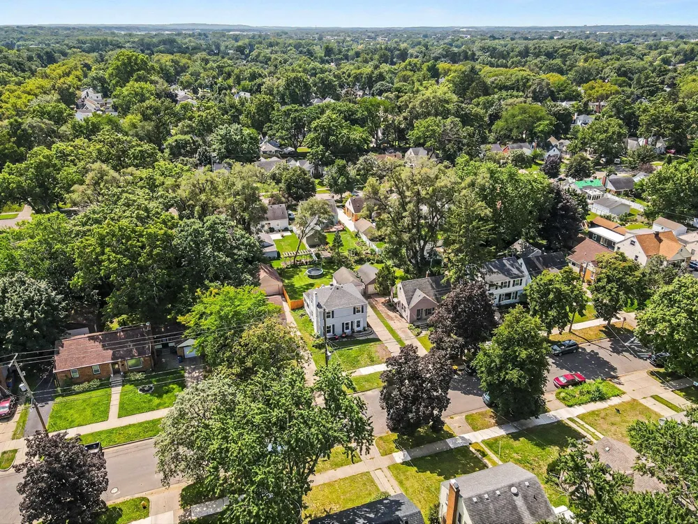 1128 Edna Street SE Grand Rapids City, MI 49507