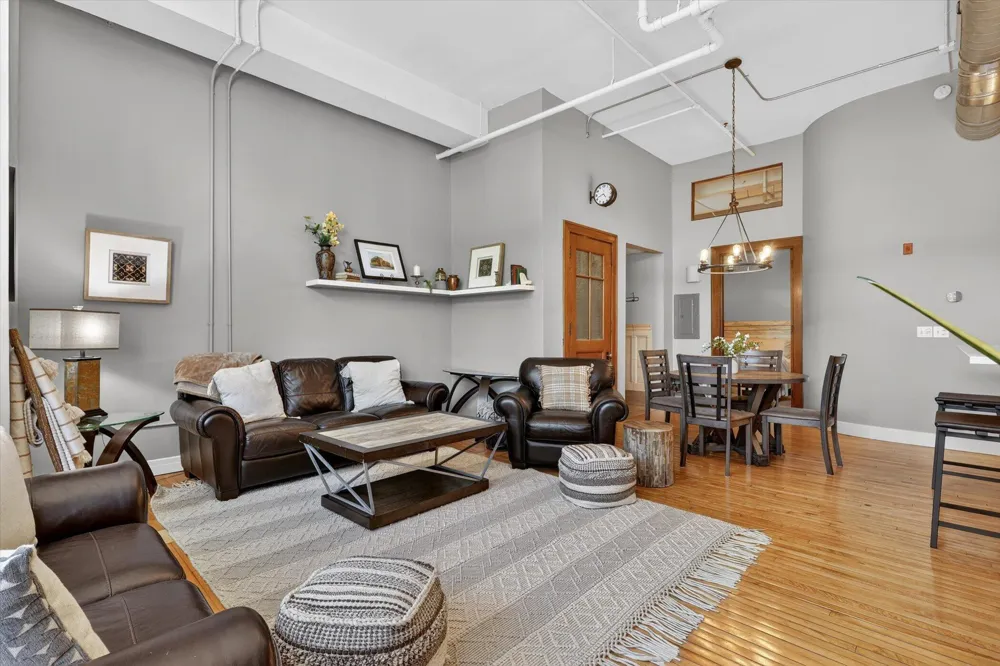 600 Broadway Avenue NW #211 Grand Rapids City, MI 49504