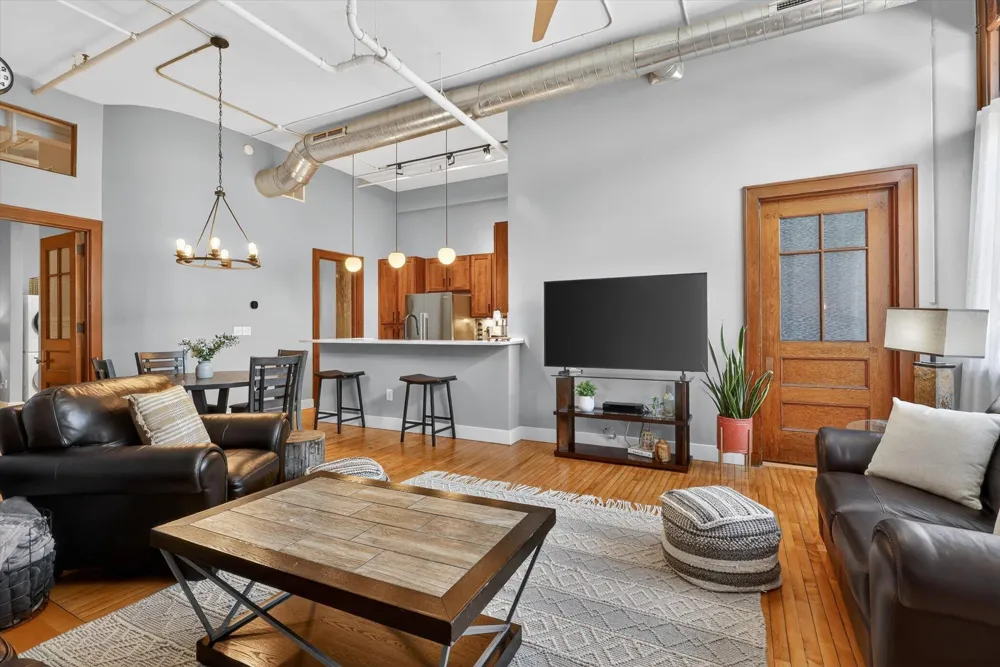 600 Broadway Avenue NW #211 Grand Rapids City, MI 49504