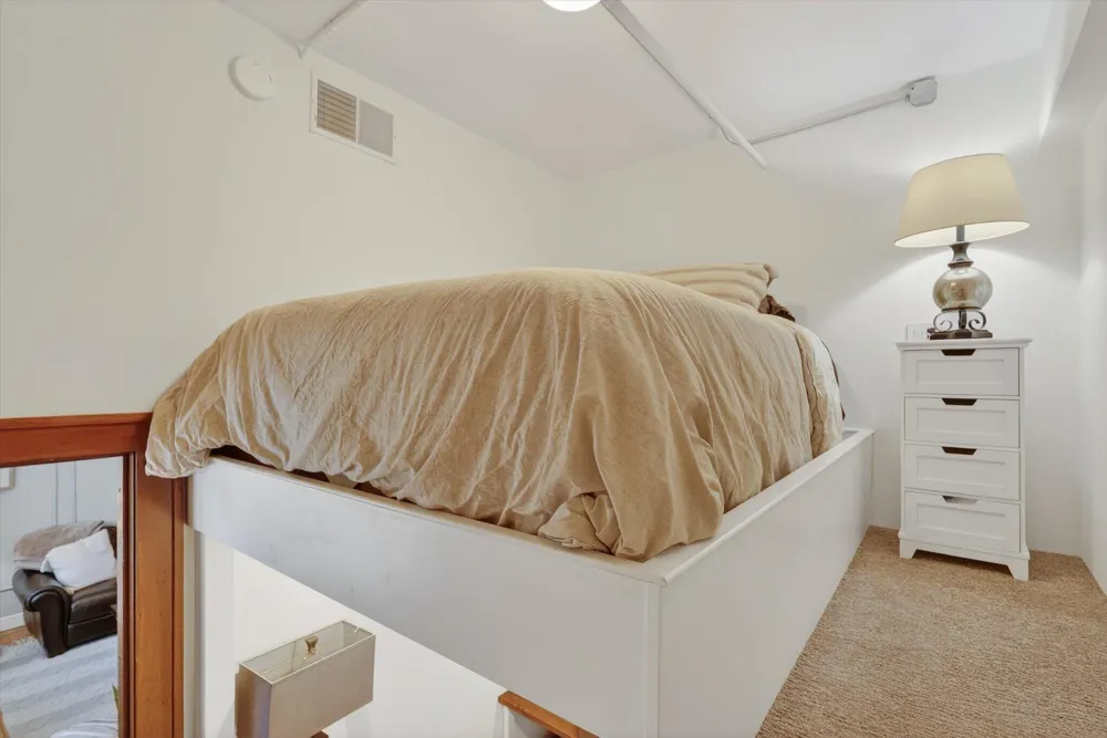 600 Broadway Avenue NW #211 Grand Rapids City, MI 49504