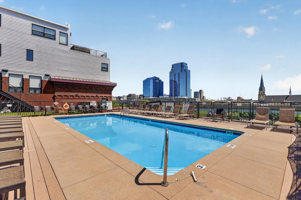 600 Broadway Avenue NW #211 Grand Rapids City, MI 49504