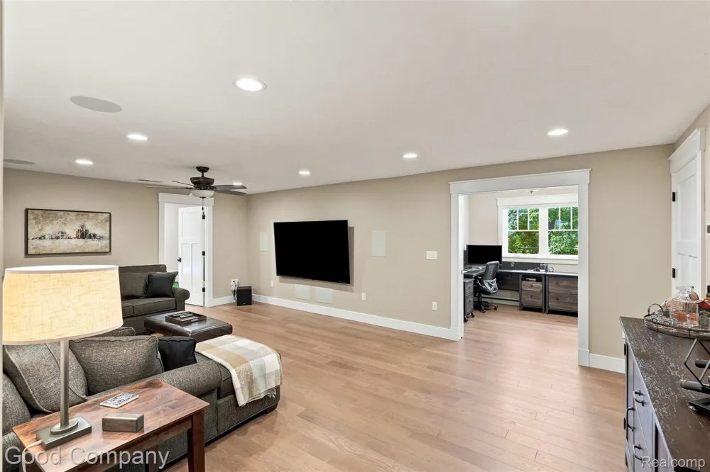 1080 Alberta Street Ferndale City, MI 48220