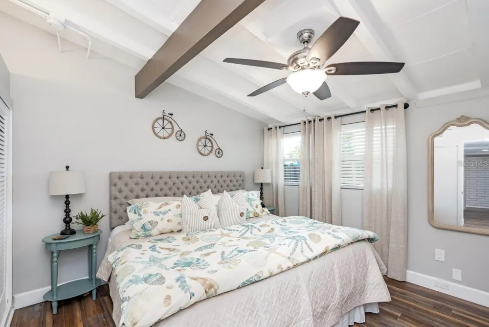 2213 WASON ROAD Sarasota, FL 34231