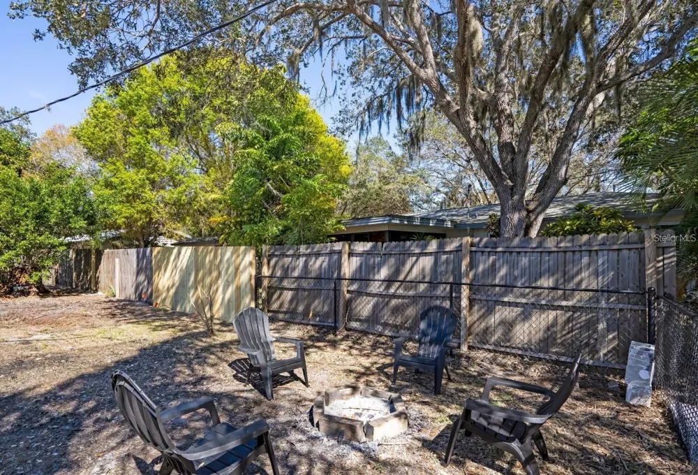 2213 WASON ROAD Sarasota, FL 34231