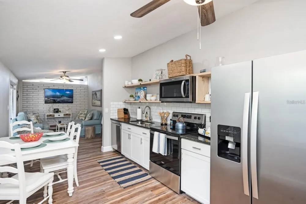 2213 WASON ROAD Sarasota, FL 34231