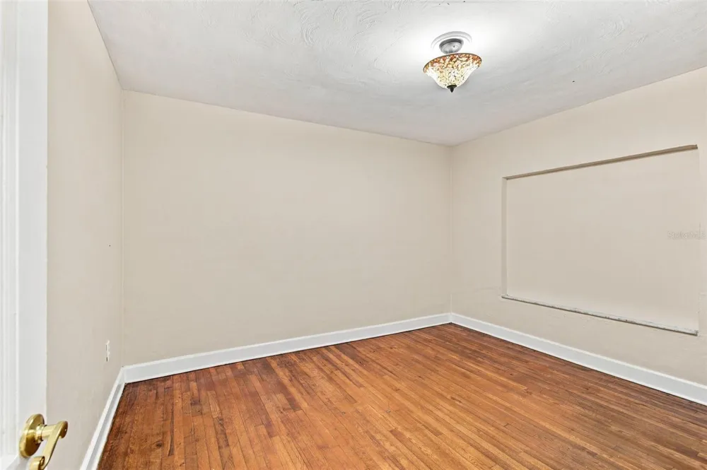 805 W BRADDOCK STREET #A Tampa, FL 33603