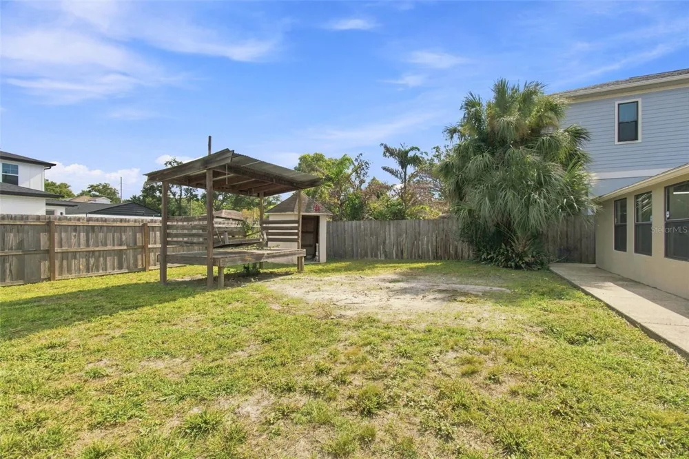 805 W BRADDOCK STREET #A Tampa, FL 33603