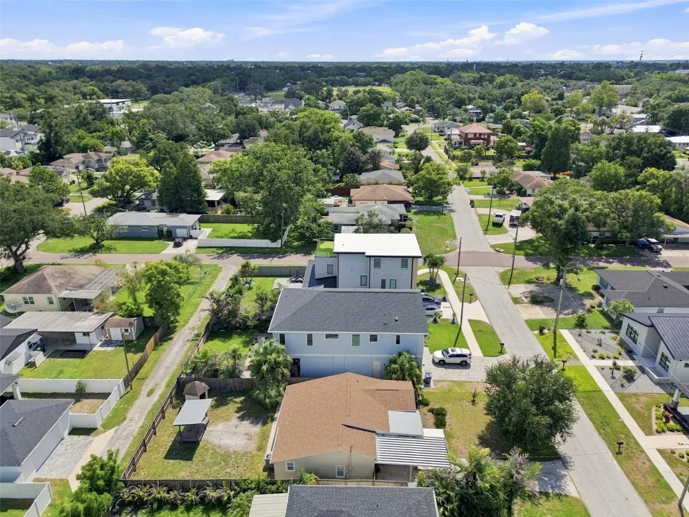 805 W BRADDOCK STREET #A Tampa, FL 33603