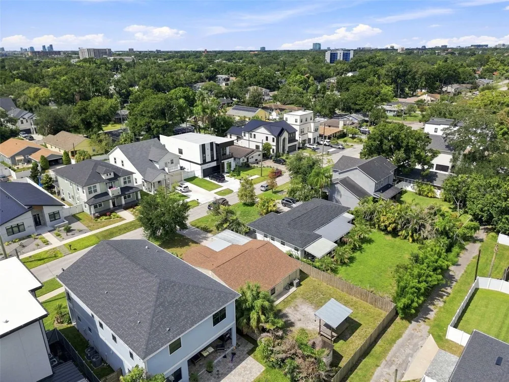 805 W BRADDOCK STREET #A Tampa, FL 33603