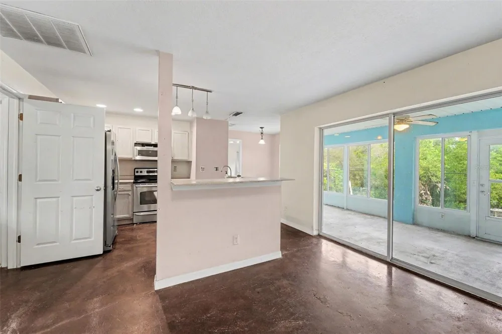 7295 CENTERWOOD AVENUE Spring Hill, FL 34606