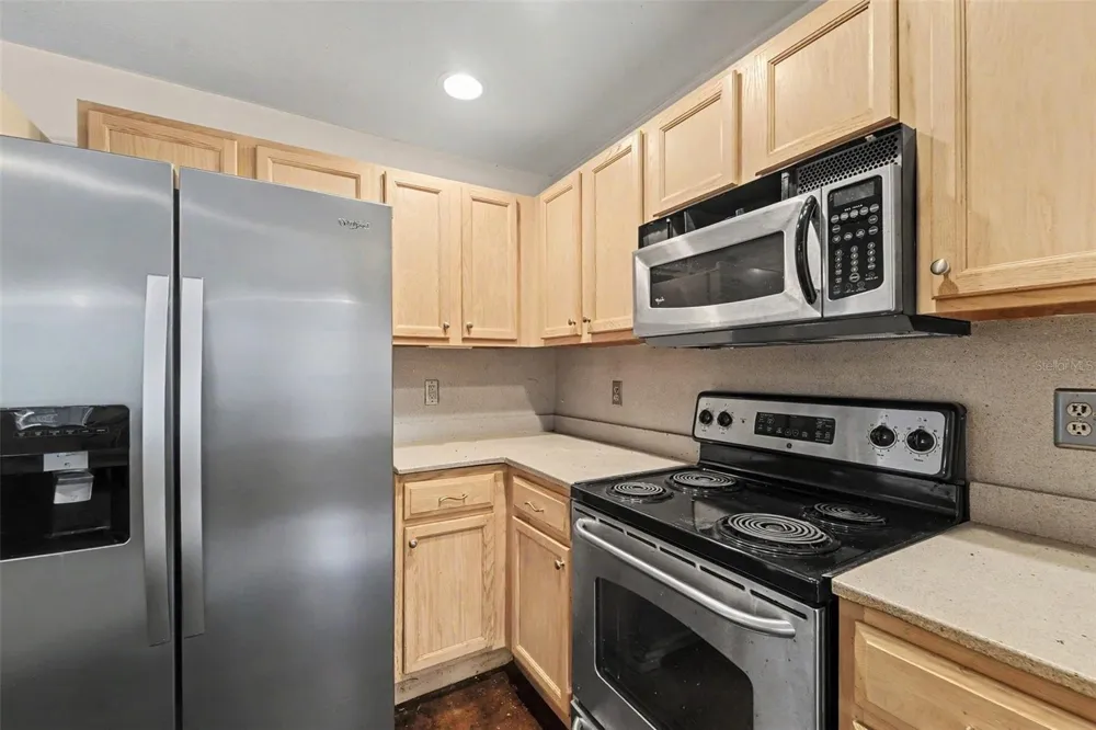 7295 CENTERWOOD AVENUE Spring Hill, FL 34606