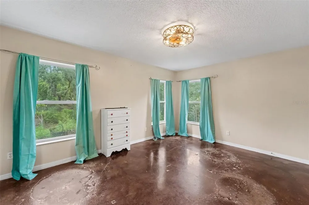 7295 CENTERWOOD AVENUE Spring Hill, FL 34606