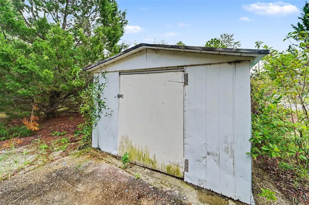 7295 CENTERWOOD AVENUE Spring Hill, FL 34606