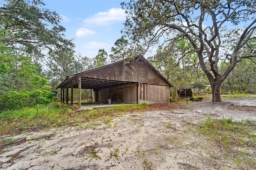 7295 CENTERWOOD AVENUE Spring Hill, FL 34606