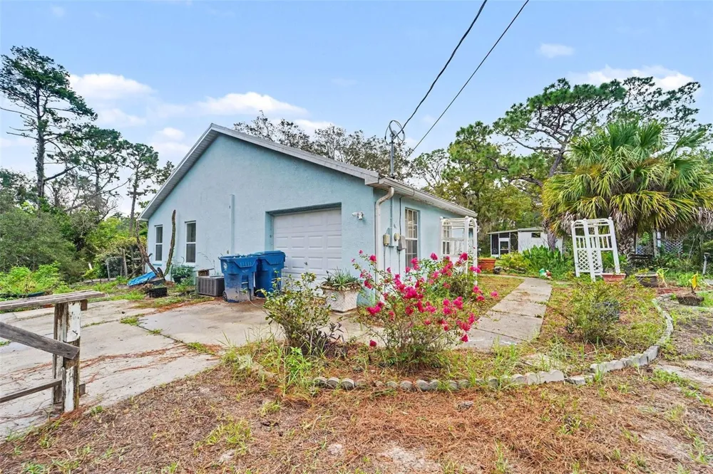 7295 CENTERWOOD AVENUE Spring Hill, FL 34606