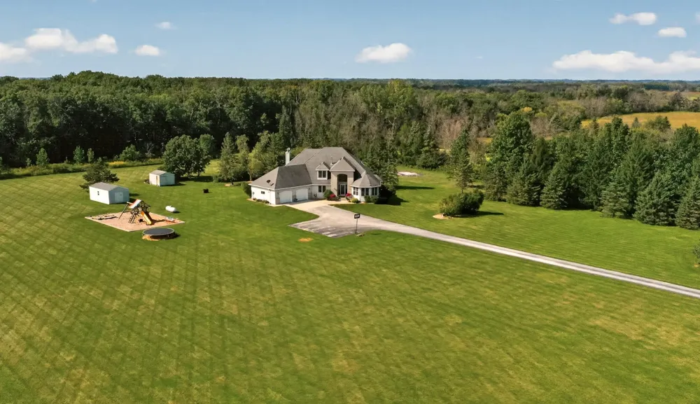 13787 630th Street Claremont, MN 55924