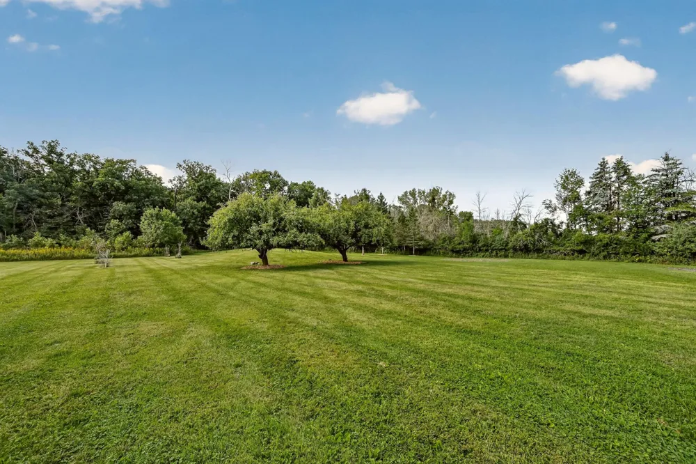 13787 630th Street Claremont, MN 55924