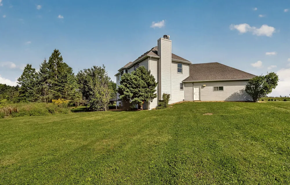 13787 630th Street Claremont, MN 55924