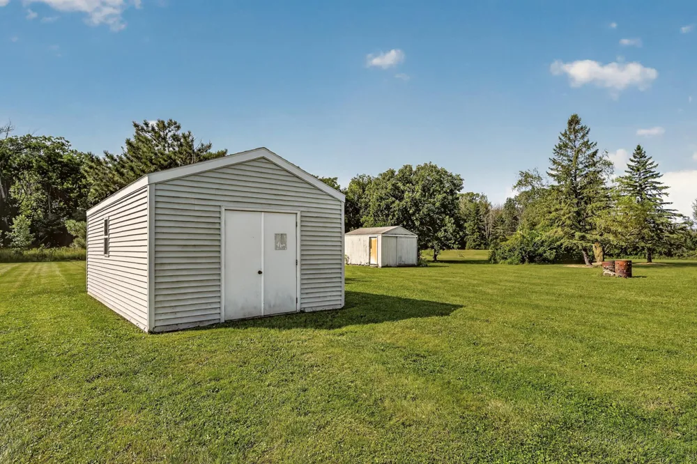 13787 630th Street Claremont, MN 55924