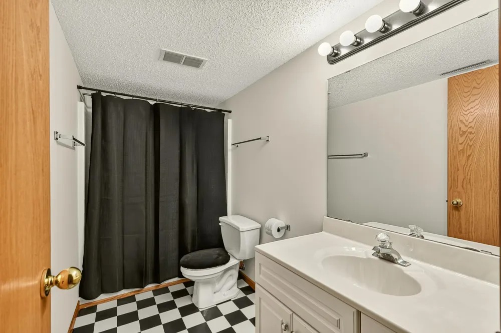 13787 630th Street Claremont, MN 55924