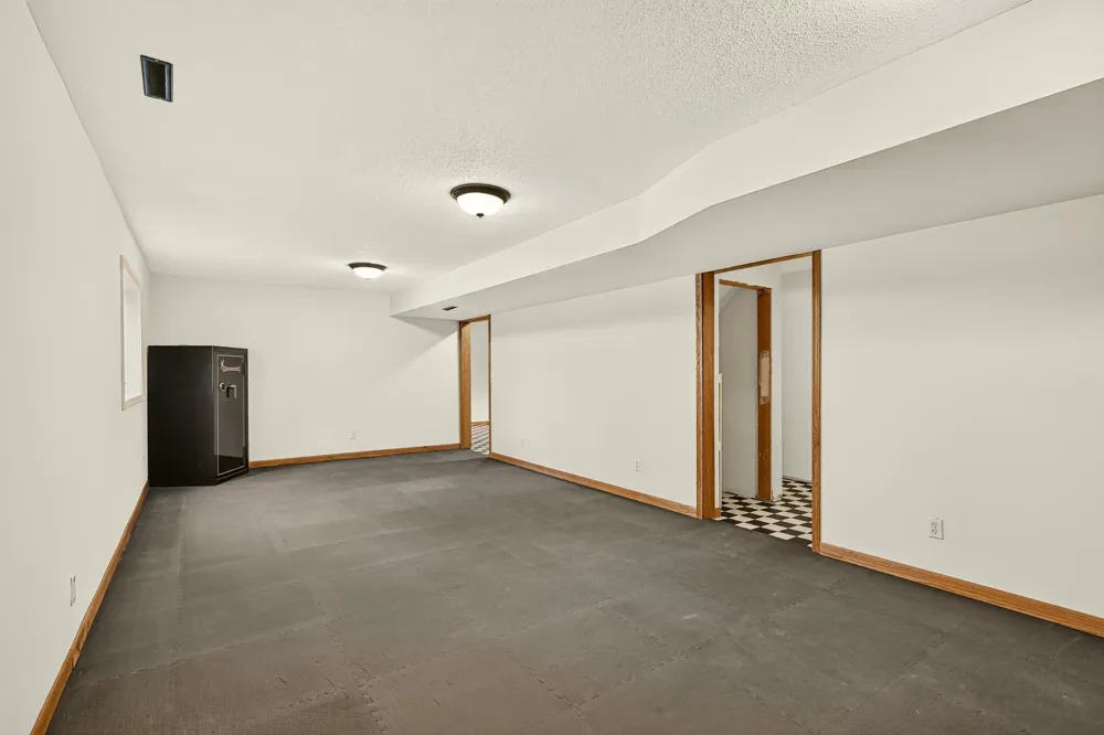 13787 630th Street Claremont, MN 55924