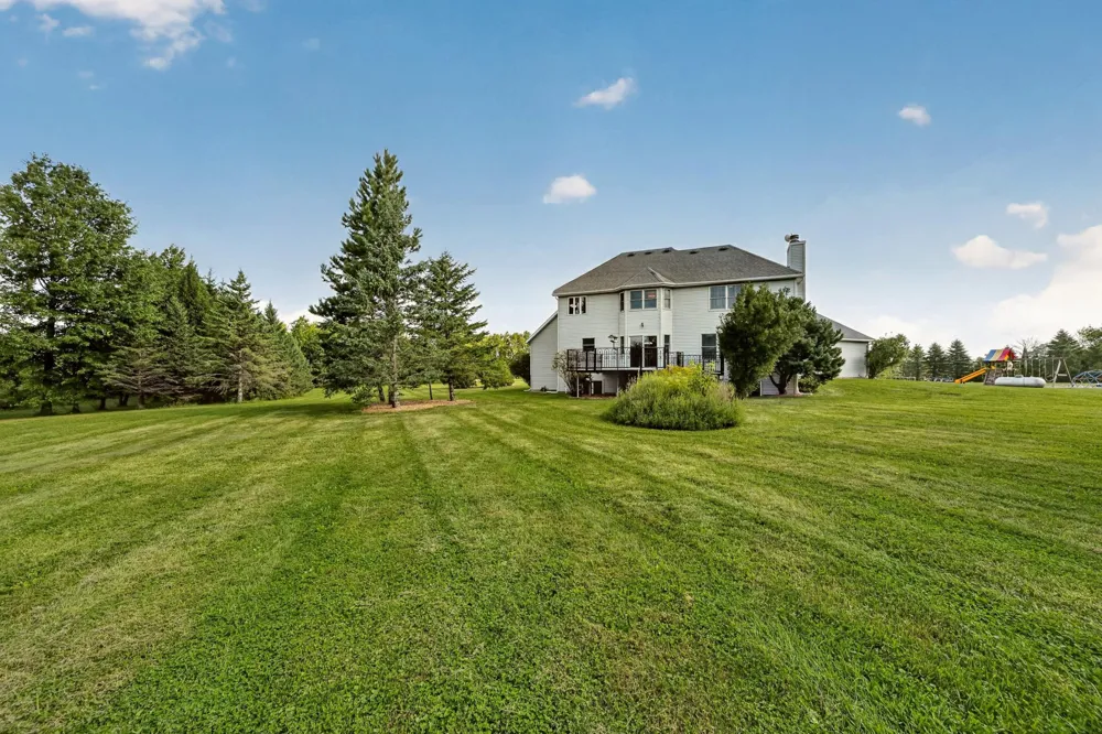 13787 630th Street Claremont, MN 55924