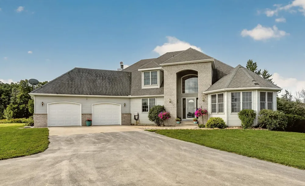 13787 630th Street Claremont, MN 55924