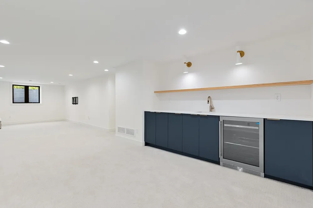 6029 Abbott Avenue S Edina, MN 55410