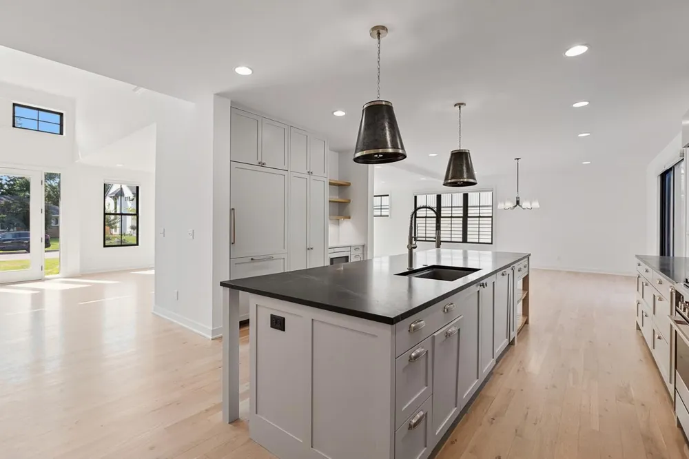 6029 Abbott Avenue S Edina, MN 55410