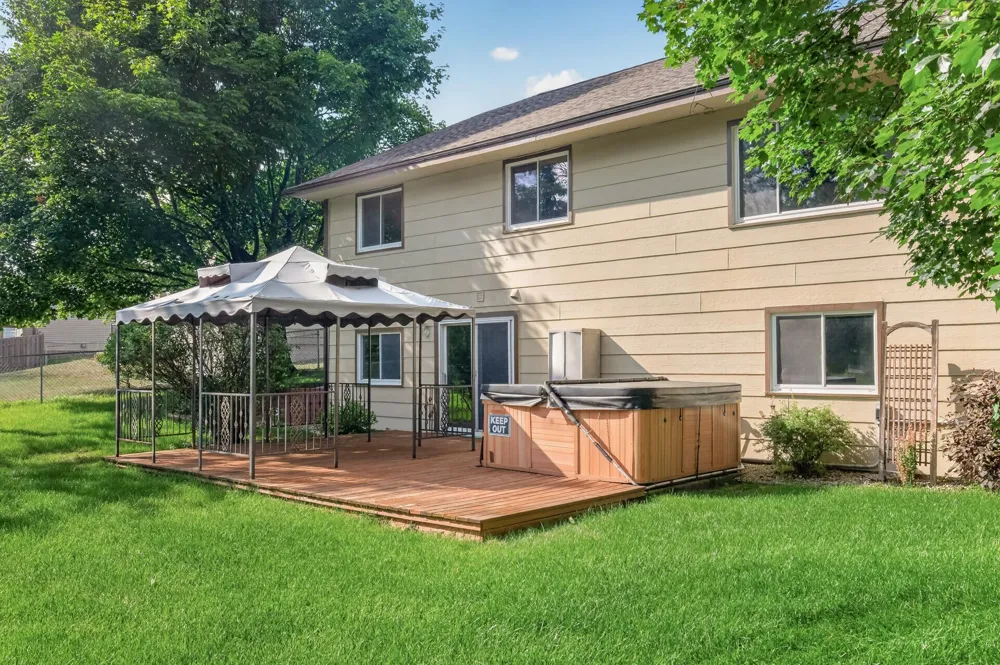 12347 Zea Street NW Coon Rapids, MN 55433