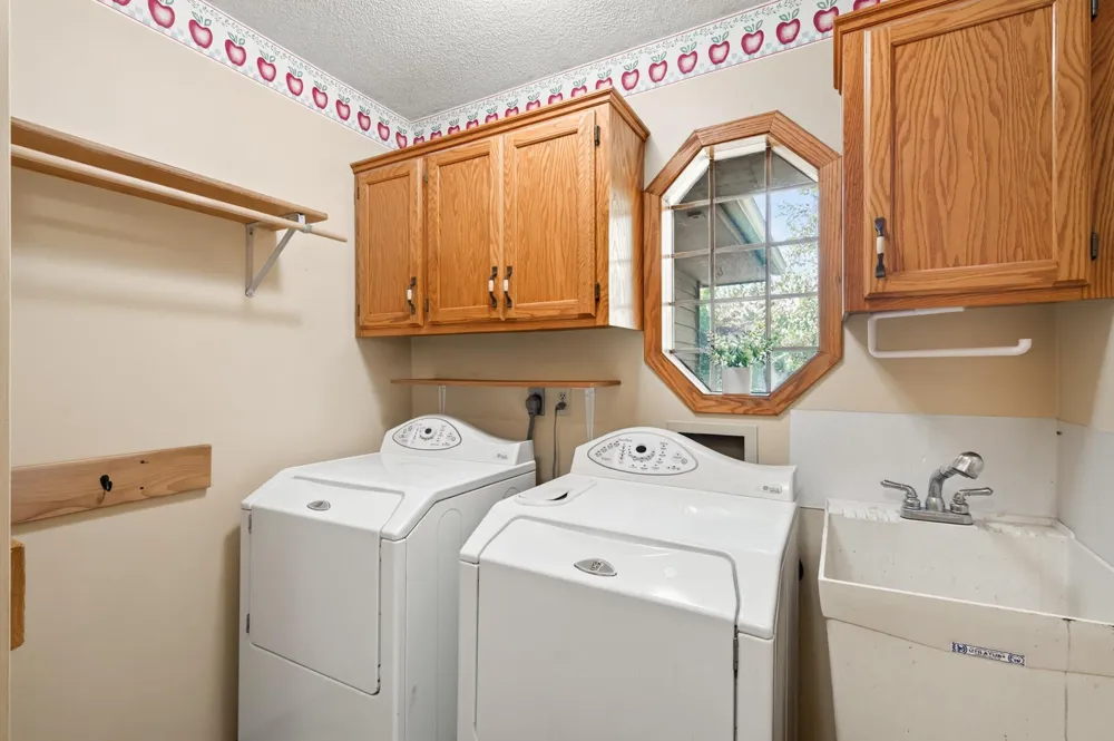 12347 Zea Street NW Coon Rapids, MN 55433